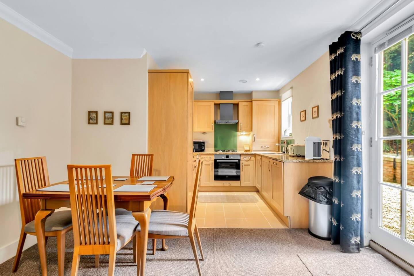 Pass The Keys Quiet 2-Bed Apartment On The Ground Floor كانتربيري المظهر الخارجي الصورة